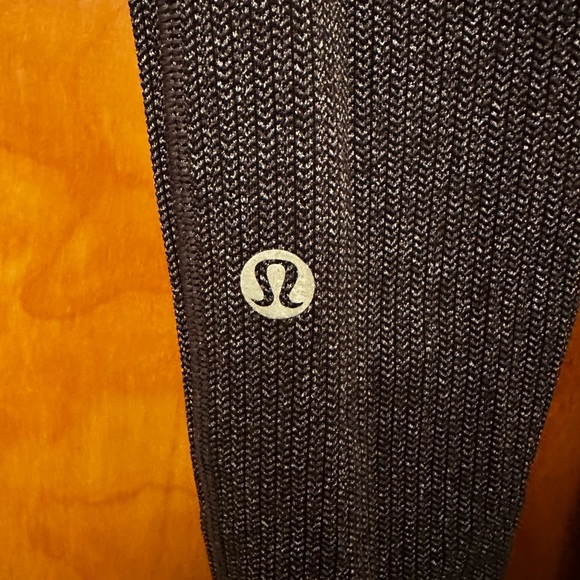 Lululemon Pocketed Leggings Size 6 - Picture 4 of 5